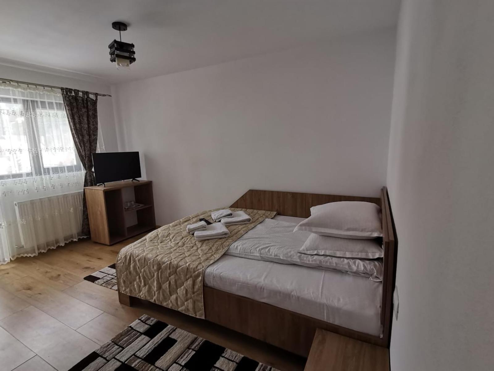 Hotel Casa Dana Olteanu Moeciu De Sus Esterno foto